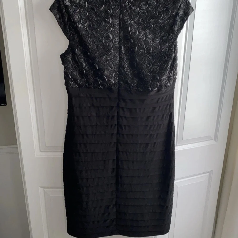 R&M Richards‎ 12P 12 Petite Black Cocktail Dress